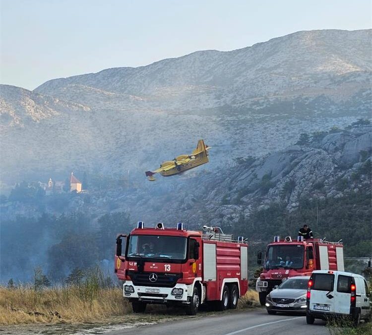 Battle with fire in the area of Žrnovnica