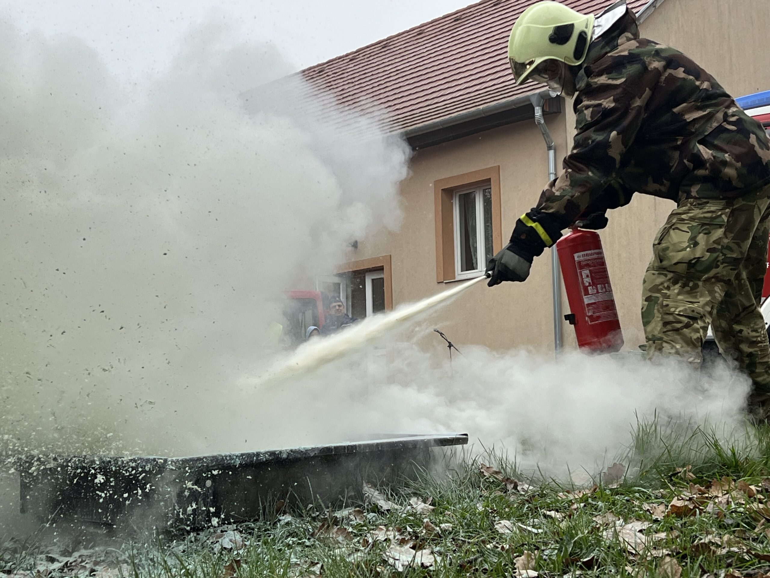 Re-certification and field exercise for volunteer rescue organisations in Bajánsenye